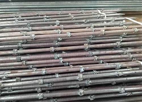 青龙隧道钢花管